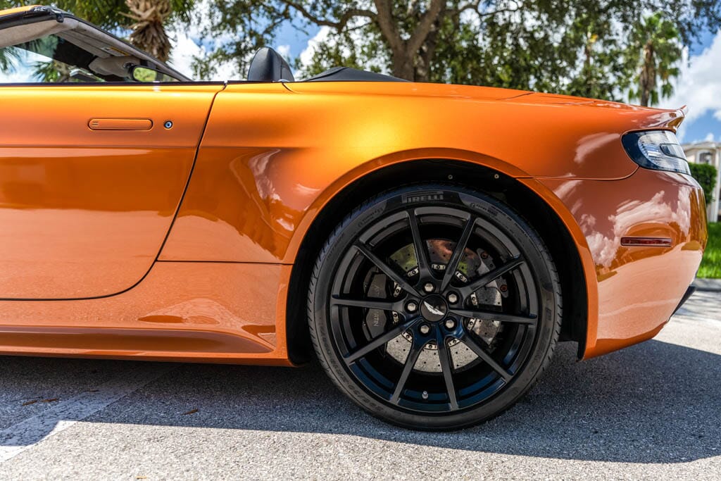 2015 Aston Martin V12 Vantage Convertible for sale